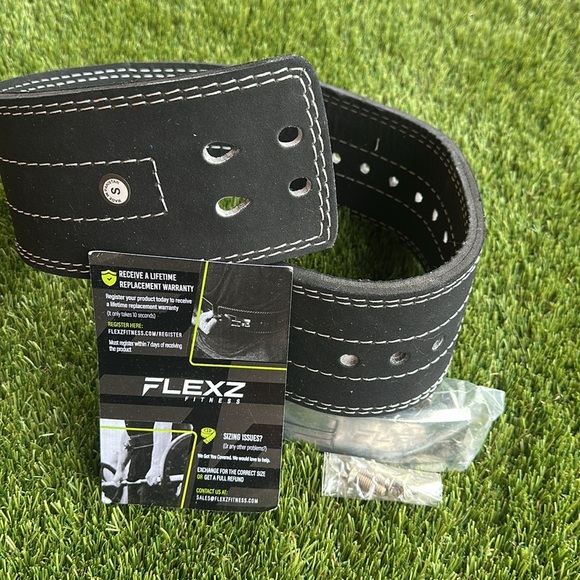Flexz Fitness Powerlifting Weightlifting Belt Size Small 24”-30” waist - Picture 5 of 6